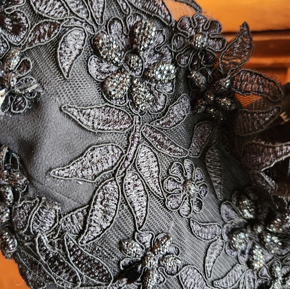 Womens little mistress dress - Picture 11 of 11